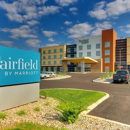 Fairfield Inn & Suites Уорсо Экстерьер фото